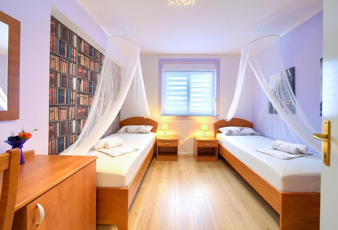 Apartman Bor Krk Krk Town Exterior photo